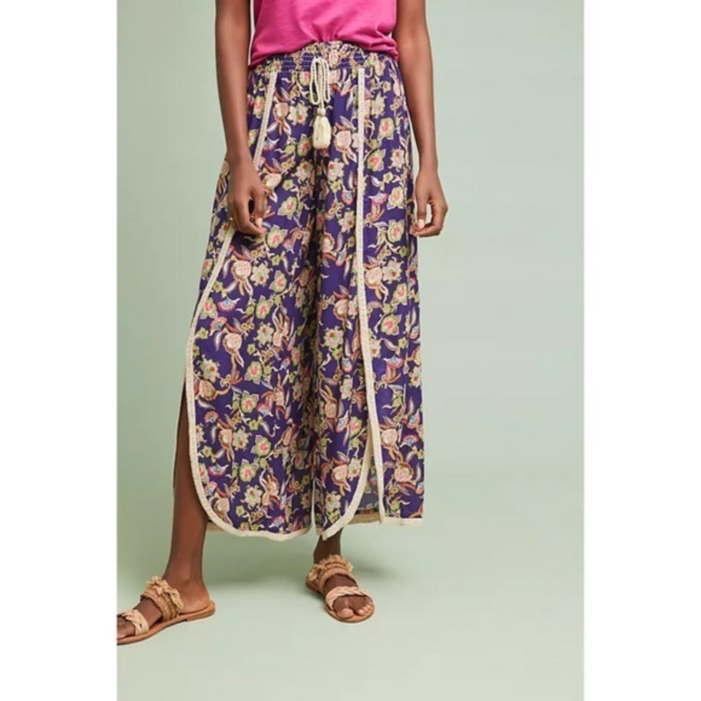 Anthropologie Flare Pants Size‎ Small